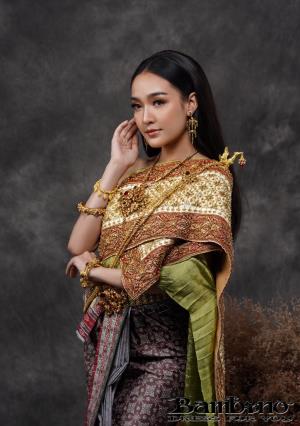 ชุดไทยเจ้าสาว ชุดไทยจักรพรรดิ์ เช่าที่แบมบี้ เวดดิ้ง ห้วยขวาง